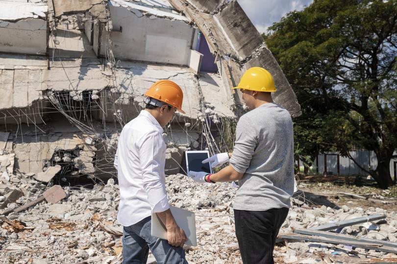 Demolition of a commercial building